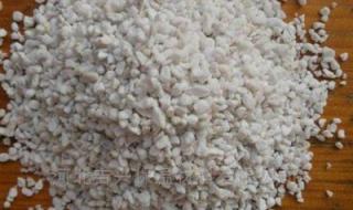 珍珠岩颗粒图片 珍珠岩颗粒图片